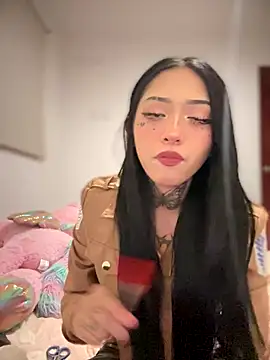 Snapshot of JIORYOvO chatting on 2, 11, 2025 JIORYOvO online show from 2, 11, 2025