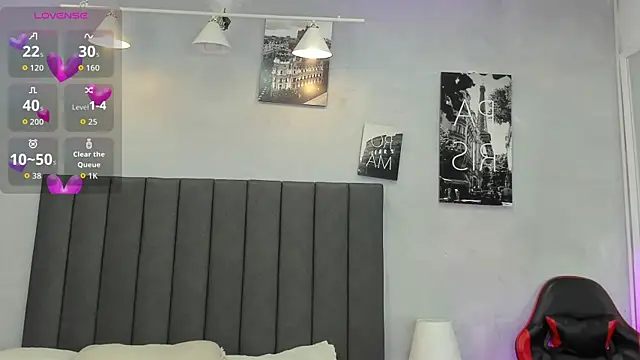Snapshot of kendra_london chatting on 24, 6, 2026 kendra london online show from 24, 6, 2026