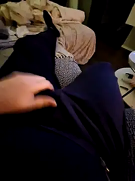 Snapshot of Boy18cm93 chatting on 12, 1, 2026 Boy18cm93 online show from 12, 1, 2026