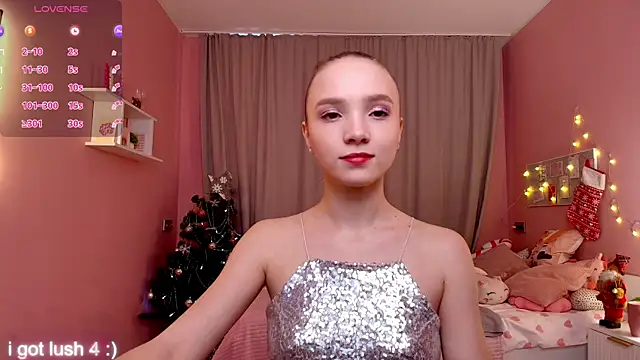 Snapshot of Adria_Arjona chatting on 21, 12, 2025 Adria Arjona online show from 21, 12, 2025