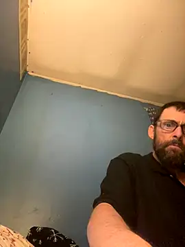 Snapshot of bigdaddyandqueenn chatting on 7, 11, 2025 bigdaddyandqueenn online show from 7, 11, 2025