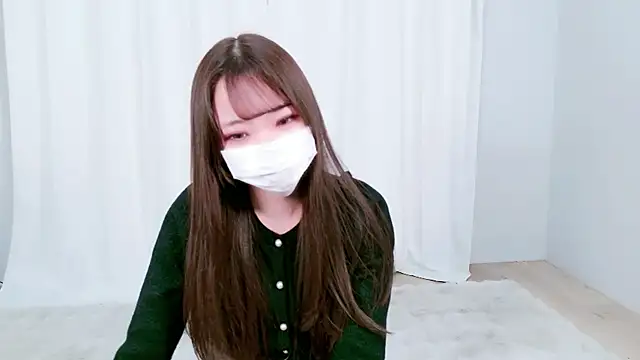 Snapshot of Natuki_chan chatting on 2, 11, 2025 Natuki chan online show from 2, 11, 2025