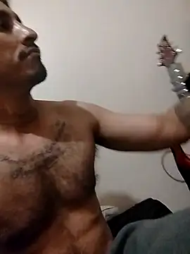 m8je online show from 2, 11, 2025