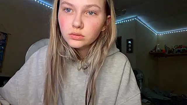 KarinRobertson online show from 12, 3, 2026