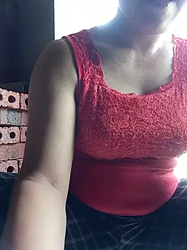 Sara pusyy online show from 4, 7, 2026