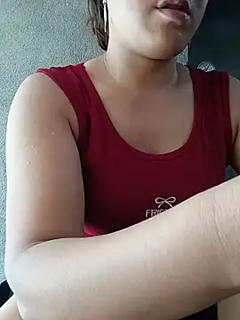 Sara pusyy online show from 12, 7, 2026