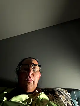 Snapshot of Angel-LinaX chatting on 21, 12, 2025 Angel-LinaX online show from 21, 12, 2025