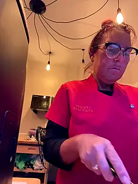 Snapshot of Angel-LinaX chatting on 22, 12, 2025 Angel-LinaX online show from 22, 12, 2025