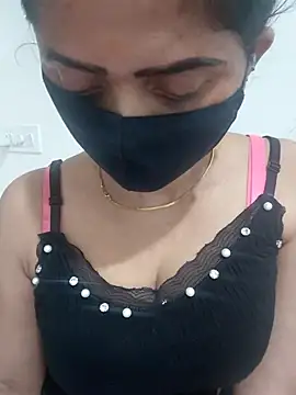 Aarti909090 online show from 4, 7, 2026