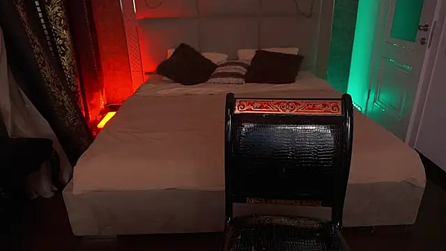 AmiraGoldd online show from 20, 5, 2026