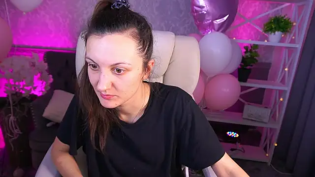 ZafiraMoonn online show from 21, 2, 2026