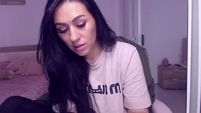 Snapshot of RachelVegass chatting on 18, 5, 2026 RachelVegass online show from 18, 5, 2026