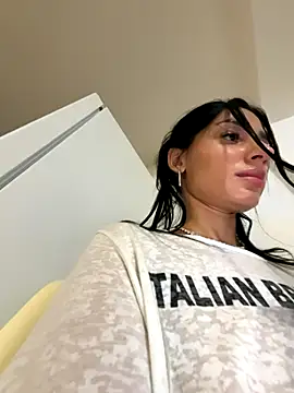 VickyM99 online show from 4, 11, 2025