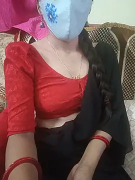 Snapshot of Tamil_White_Rose chatting on 2, 8, 2026 Tamil White Rose online show from 2, 8, 2026