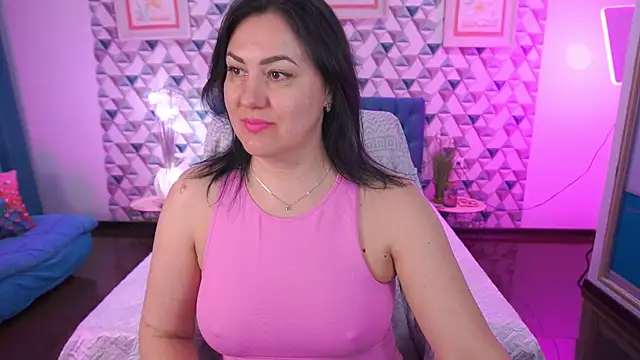 VelvetLuck online show from 14, 4, 2026
