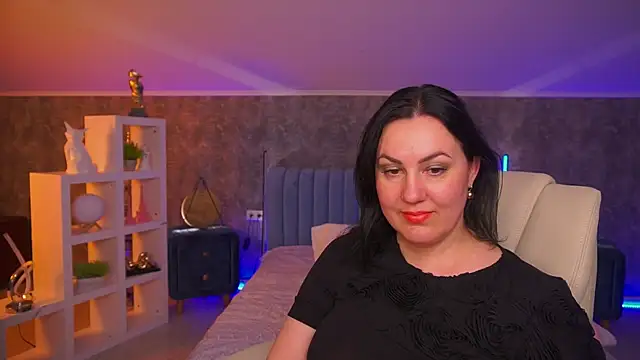 VelvetLuck online show from 2, 5, 2026