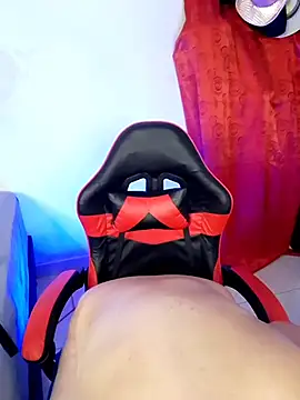 Snapshot of sexysubMila chatting on 12, 11, 2025 sexysubMila online show from 12, 11, 2025