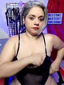 Snapshot of sexysubMila chatting on 18, 2, 2026 sexysubMila online show from 18, 2, 2026