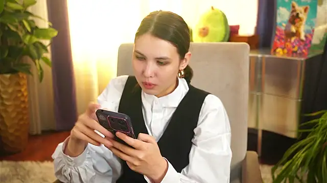 JanyceGrzyb online show from 4, 11, 2025