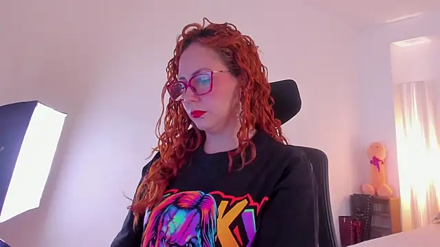 Snapshot of MistressErza chatting on 9, 7, 2026 MistressErza online show from 9, 7, 2026
