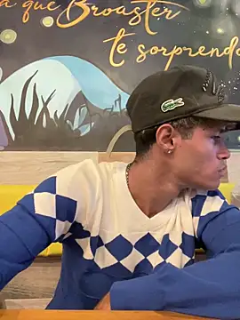 Snapshot of meliodas_23cm chatting on 13, 1, 2026 meliodas 23cm online show from 13, 1, 2026