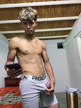 Snapshot of meliodas_23cm chatting on 12, 2, 2026 meliodas 23cm online show from 12, 2, 2026