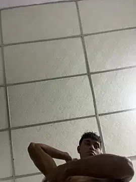 Snapshot of meliodas_23cm chatting on 6, 3, 2026 meliodas 23cm online show from 6, 3, 2026