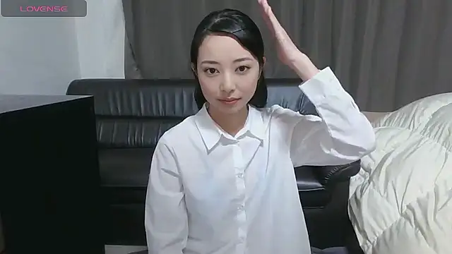 Snapshot of --Hina-- chatting on 4, 3, 2026 --Hina-- online show from 4, 3, 2026