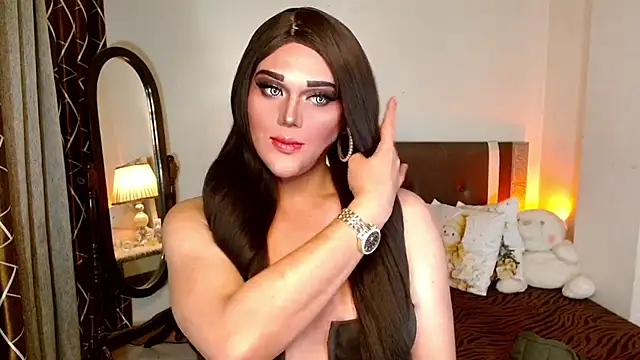 Snapshot of AmazingDivina chatting on 19, 12, 2025 AmazingDivina online show from 19, 12, 2025