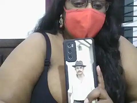 hootypriya online show from 5, 3, 2026