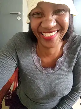 Mommy Sienna online show from 29, 4, 2026