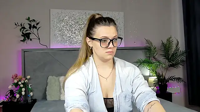 AnabeleBliss online show from 28, 7, 2026