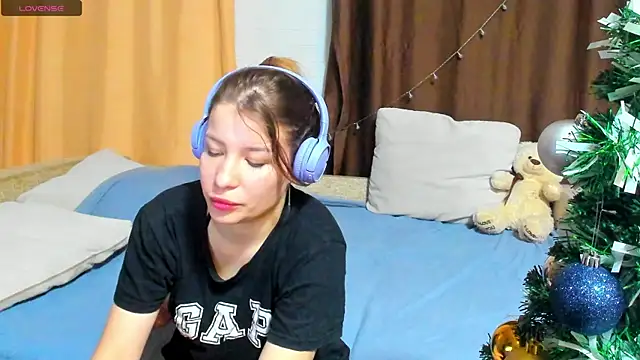 Eva purrr  online show from 18, 12, 2025