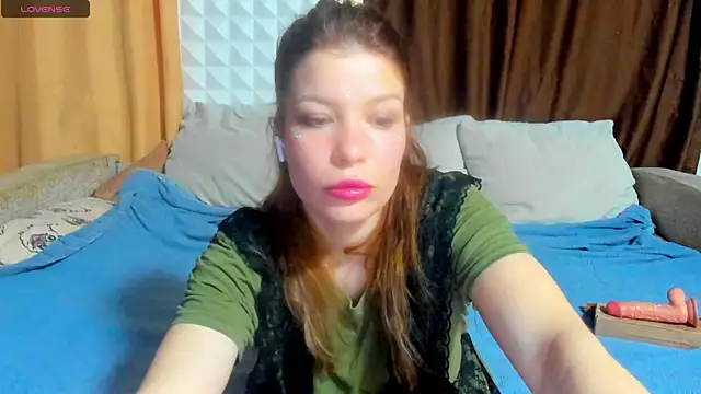 Eva purrr  online show from 9, 5, 2026