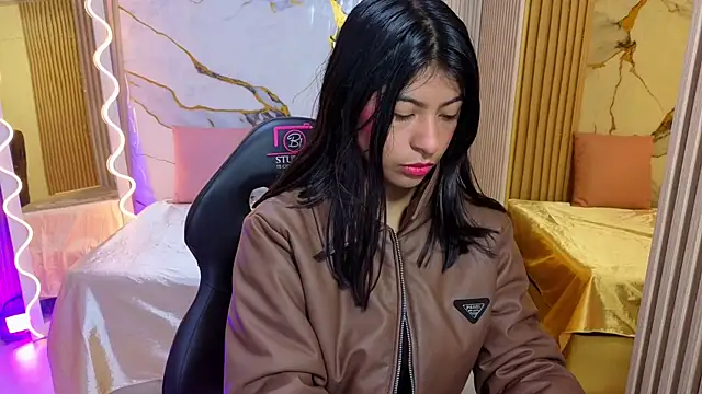 Sandyy tay online show from 5, 7, 2026