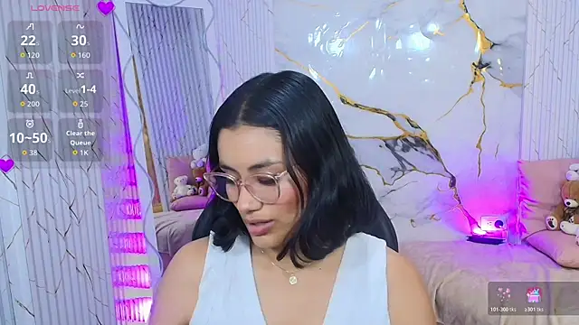 PEACHY TAY online show from 28, 7, 2026