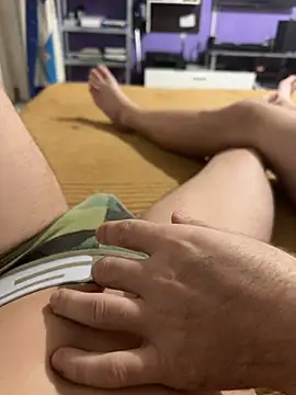 mihneaxxx online show from 27, 2, 2026