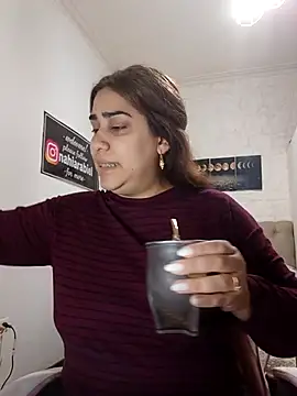 nahiarabiel33 online show from 4, 5, 2026