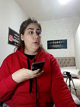 nahiarabiel33 online show from 1, 7, 2026