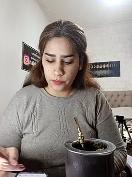 nahiarabiel33 online show from 31, 7, 2026