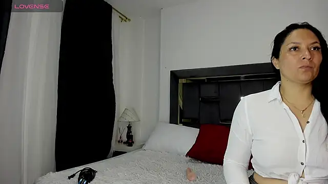 CatleyaSmith online show from 16, 1, 2026