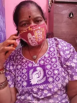 Snapshot of savithasree chatting on 4, 6, 2026 savithasree online show from 4, 6, 2026