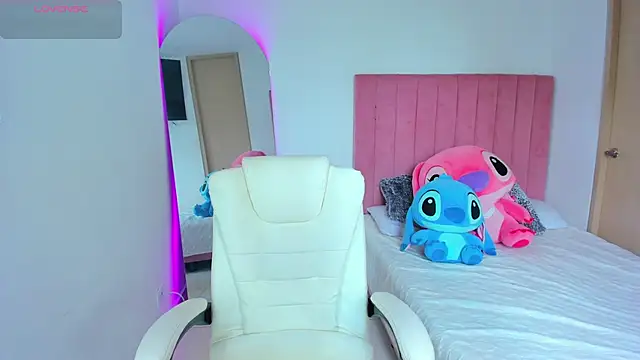 Janettcruz online show from 10, 3, 2026