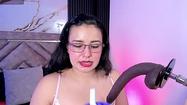 Snapshot of Lalalemoonds chatting on 22, 4, 2026 Lalalemoonds online show from 22, 4, 2026