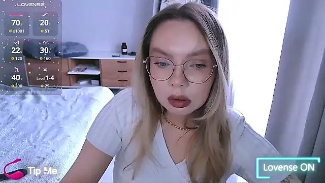 Snapshot of PolinaXXXXJones chatting on 10, 3, 2026 PolinaXXXXJones online show from 10, 3, 2026