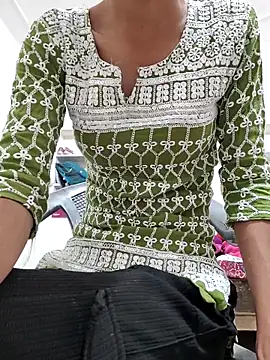 Isha kumari 69 online show from 17, 2, 2026