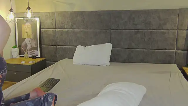 Snapshot of Ruby_de_Cherry chatting on 14, 11, 2025 Ruby de Cherry online show from 14, 11, 2025