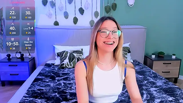 CindyMoriLove online show from 28, 11, 2025