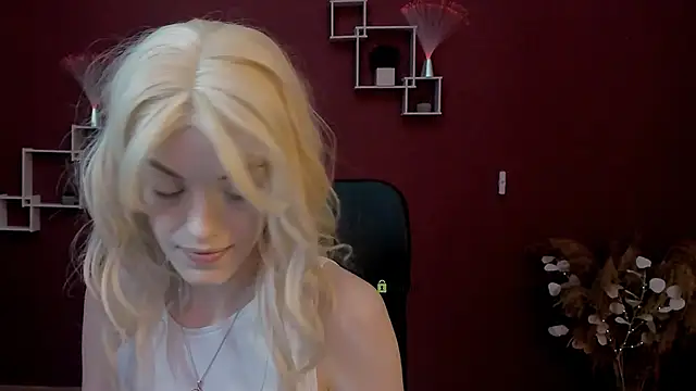 mia starrr  online show from 13, 3, 2026