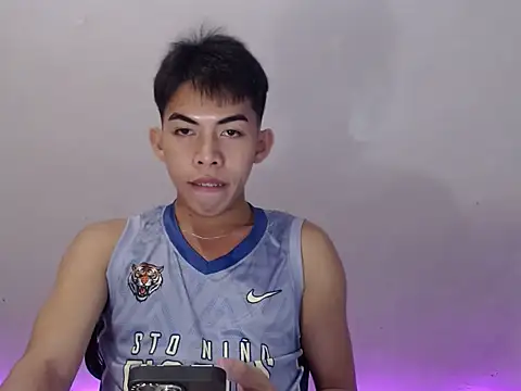 Urhotsilverboy online show from 4, 5, 2026